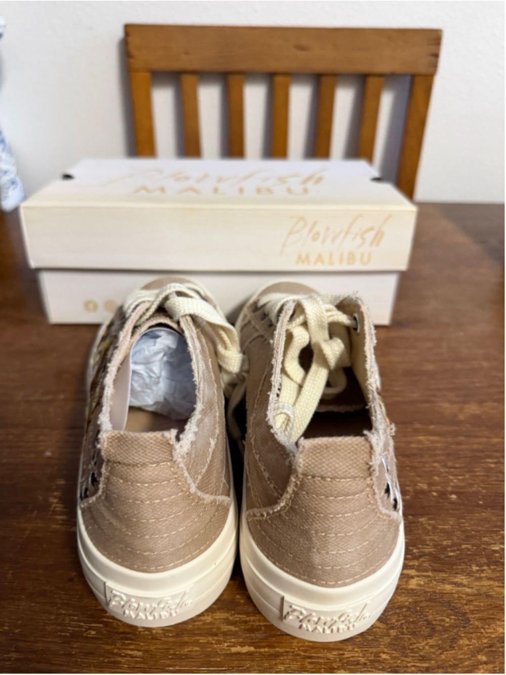NEW Blowfish Malibu Sadie-Sun Women’s Size 8 Warm Taupe Embroidered Platform Sne - Picture 2 of 7